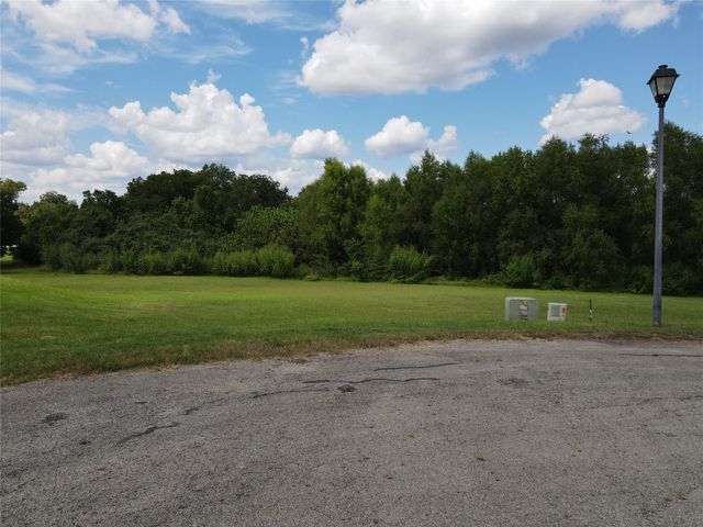 143 Anna Springs Lane, Montgomery, TX 77356