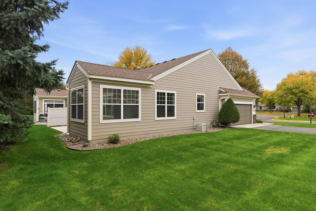 1075 Victoria Greens Boulevard, Victoria, MN 55386 — photo 4