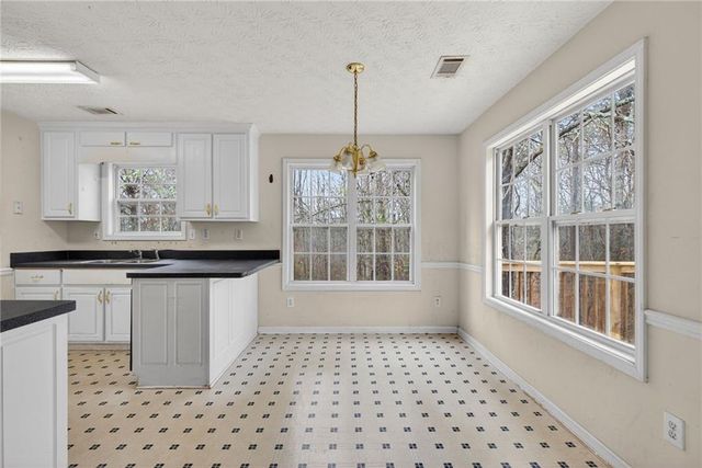 20 Crooked Creek Way, Covington, GA 30016