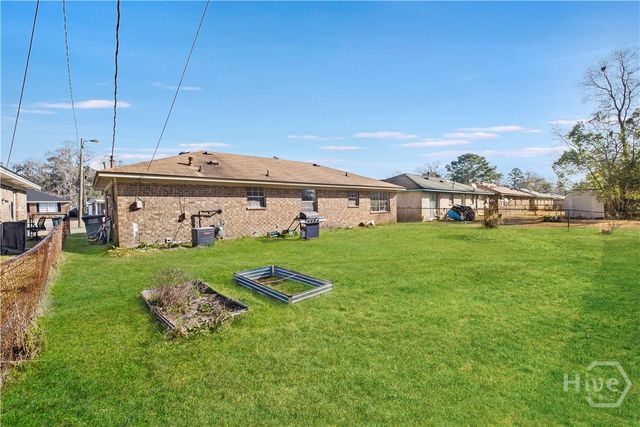 2133 Westlake Avenue, Savannah, GA 31405