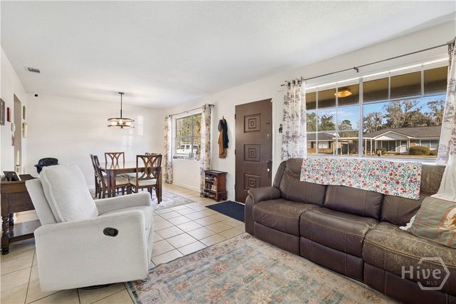 2133 Westlake Avenue, Savannah, GA 31405