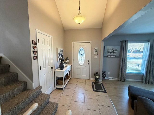 1608 SW 21st Street, Blue Springs, MO 64015