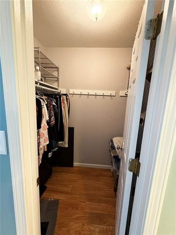 1608 SW 21st Street, Blue Springs, MO 64015