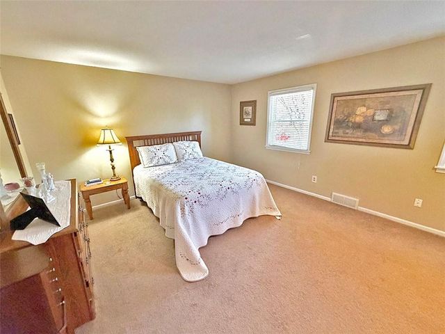 1608 SW 21st Street, Blue Springs, MO 64015