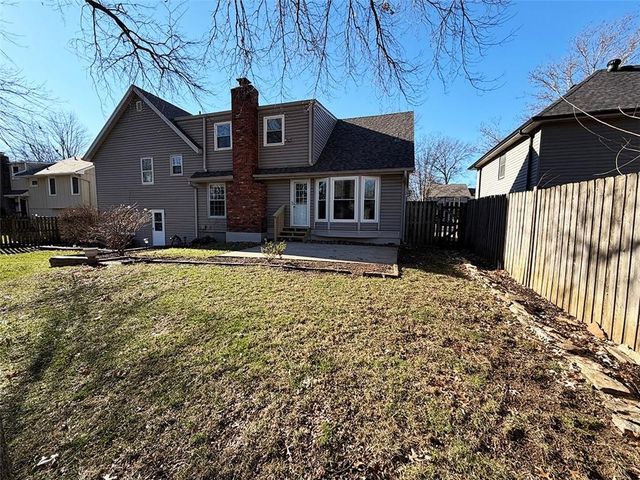 1608 SW 21st Street, Blue Springs, MO 64015