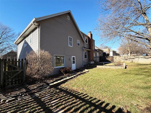 1608 SW 21st Street, Blue Springs, MO 64015