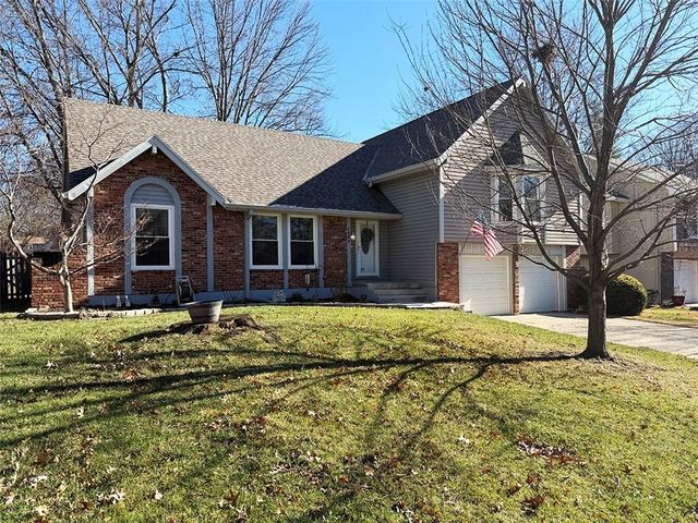 1608 SW 21st Street, Blue Springs, MO 64015