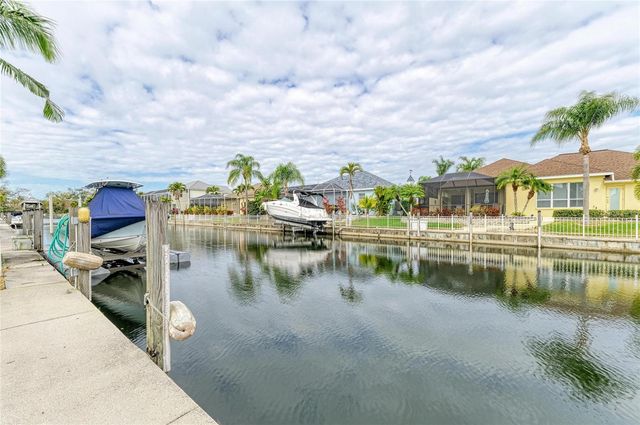 4735 SPINNAKER DRIVE, Bradenton, FL 34208