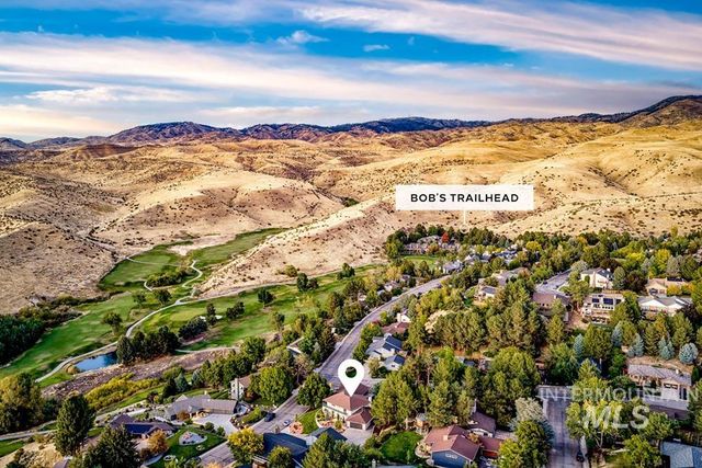 839 E Hearthstone Dr, Boise, ID 83702