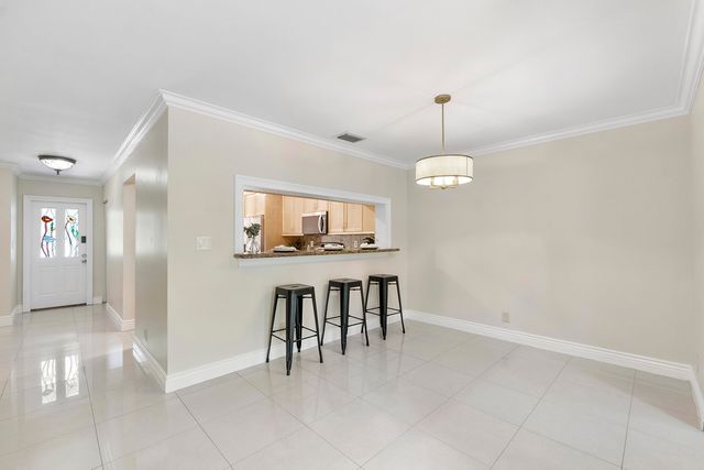 2047 NW 45th Avenue 2047, Coconut Creek, FL 33066