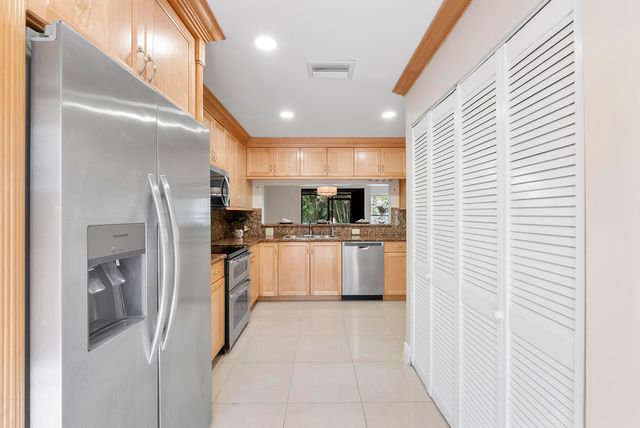 2047 NW 45th Avenue 2047, Coconut Creek, FL 33066