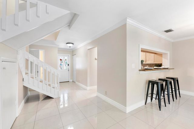 2047 NW 45th Avenue 2047, Coconut Creek, FL 33066