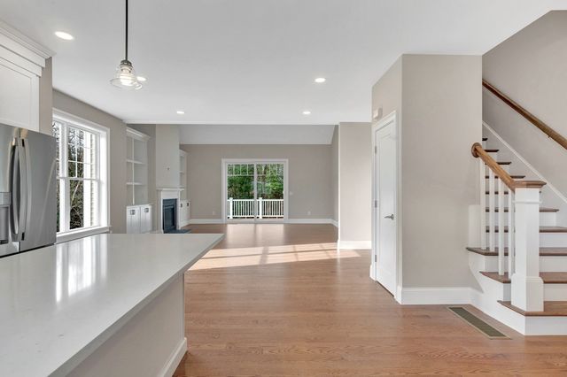 8 Weber Farm Road 8, Wrentham, MA 02093