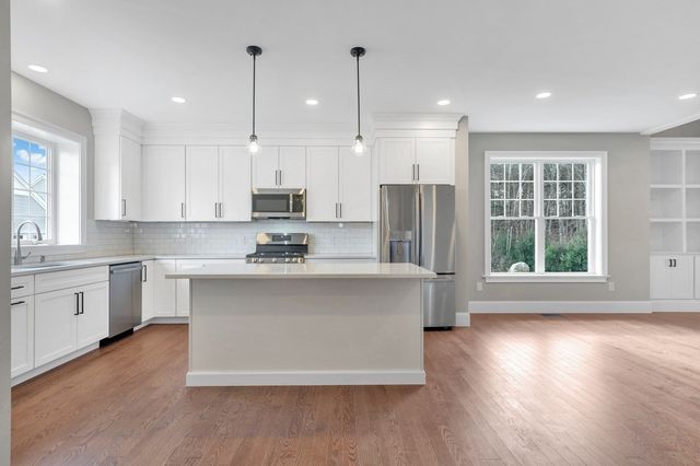 8 Weber Farm Road 8, Wrentham, MA 02093