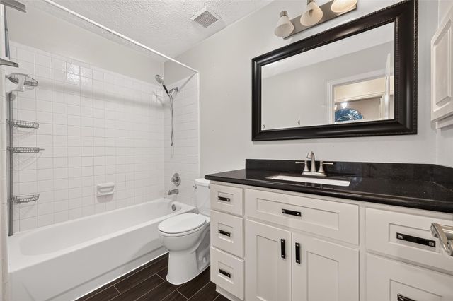 18015 Oak Cottage Court, Richmond, TX 77407