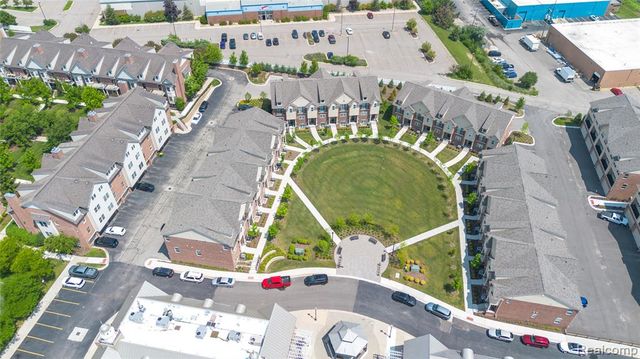 25535 Grandview Lane 30, Novi, MI 48375