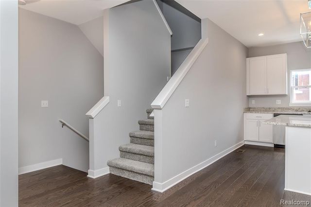 25535 Grandview Lane 30, Novi, MI 48375