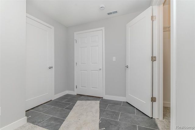 25535 Grandview Lane 30, Novi, MI 48375