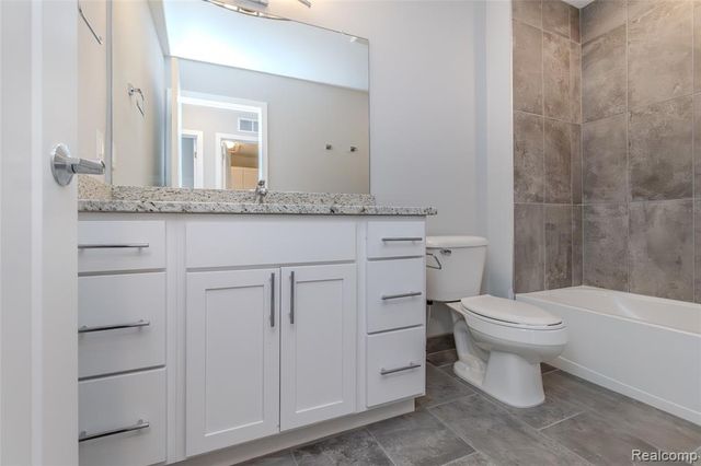 25535 Grandview Lane 30, Novi, MI 48375