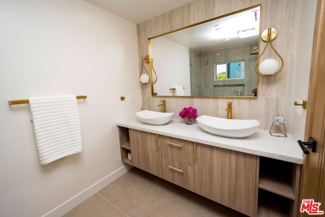 14934 Martha Street, Sherman Oaks, CA 91411