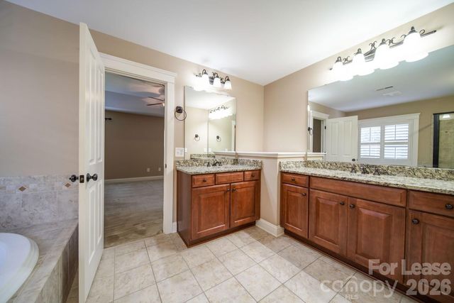 5534 Open Book Lane, Charlotte, NC 28270