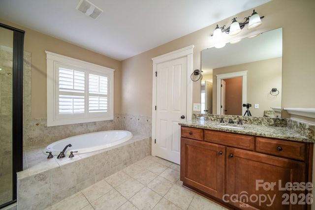 5534 Open Book Lane, Charlotte, NC 28270
