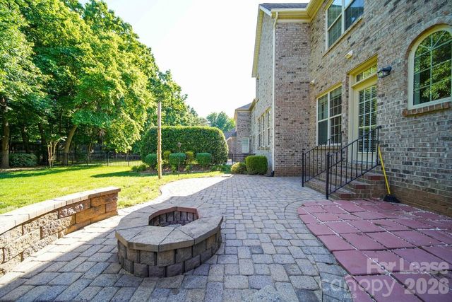 5534 Open Book Lane, Charlotte, NC 28270