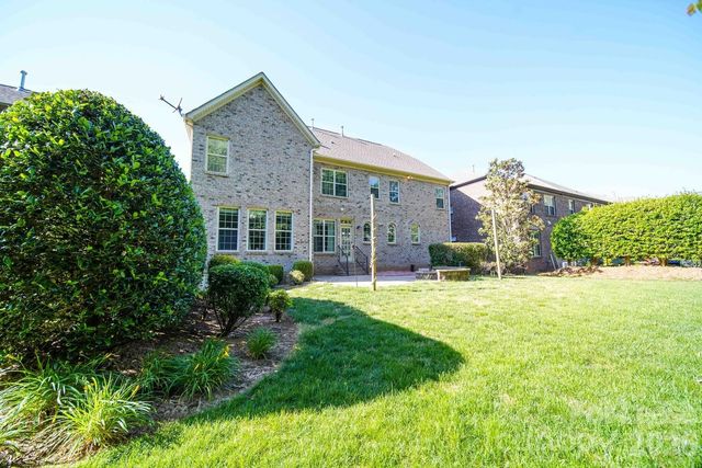 5534 Open Book Lane, Charlotte, NC 28270