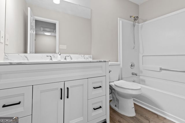 416 Northdale Court, Lawrenceville, GA 30046