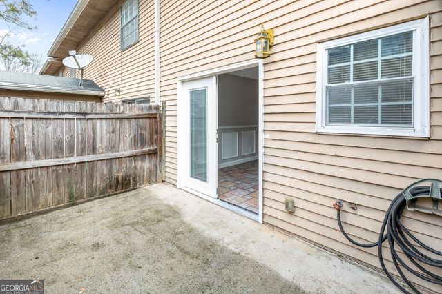 416 Northdale Court, Lawrenceville, GA 30046