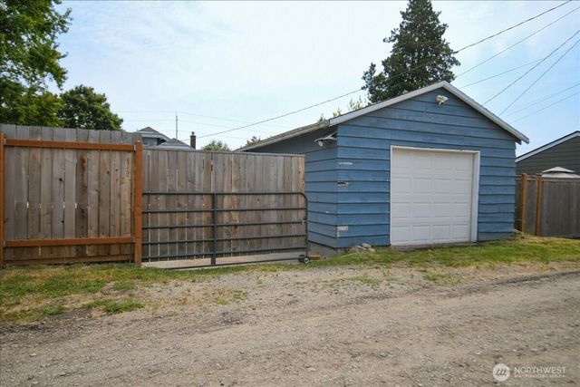 3614 S Ainsworth Avenue, Tacoma, WA 98418