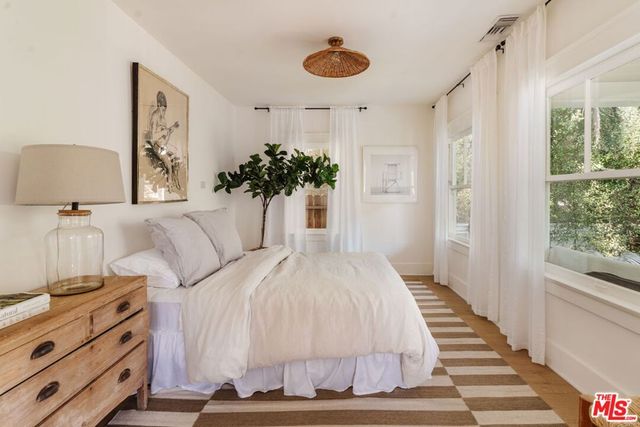 703 Marco Place, Venice, CA 90291