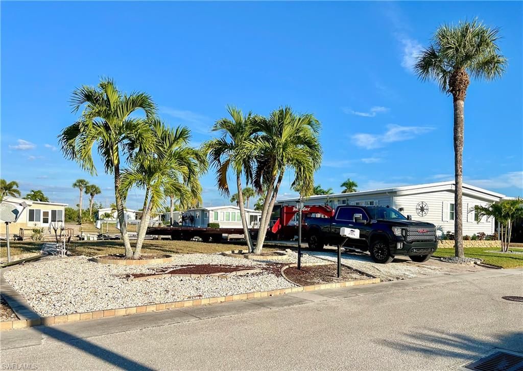 17851 Peppard DR, FORT MYERS BEACH, FL 33931 — photo 2