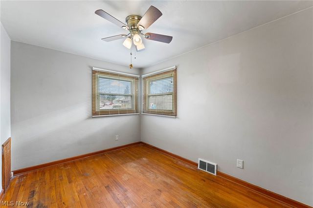 687 Moore Avenue, Campbell, OH 44405