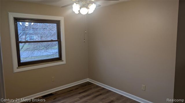 7445 New Hampshire Drive, Davison, MI 48423