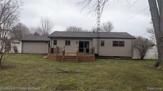 7445 New Hampshire Drive, Davison, MI 48423