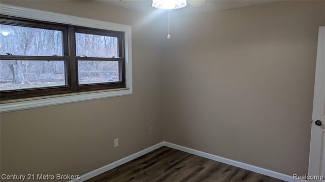 7445 New Hampshire Drive, Davison, MI 48423