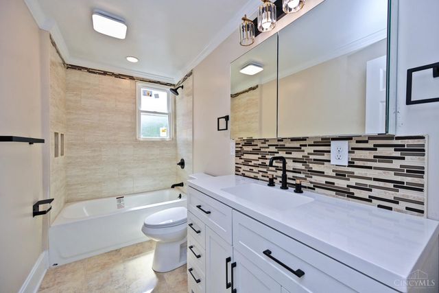 4603 W Mitchell Avenue, Cincinnati, OH 45232