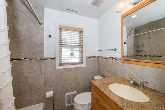 7 Ronalds Avenue, New Rochelle, NY 10801
