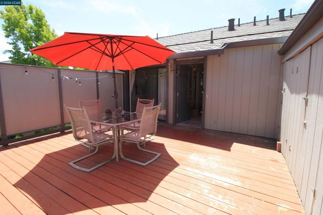 1506 Ashwood Dr, Martinez, CA 94553