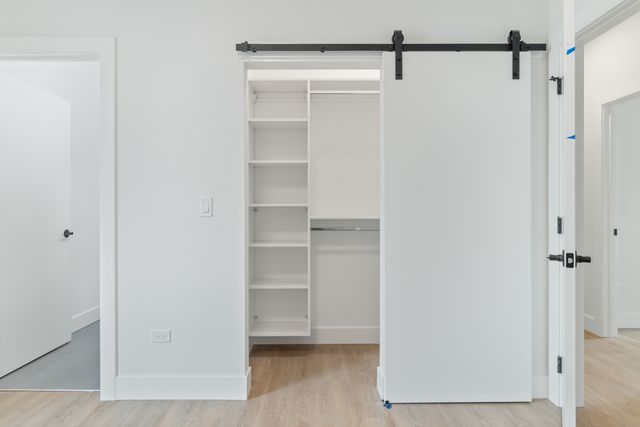 3140 N Clybourn Avenue 204, Chicago, IL 60657