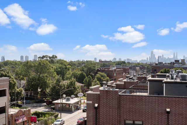 3140 N Clybourn Avenue 204, Chicago, IL 60657