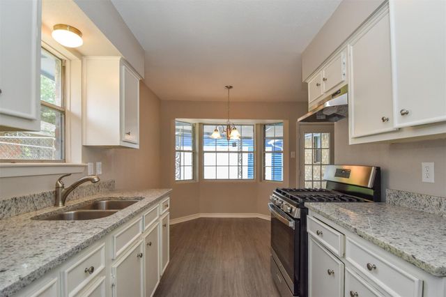 11719 Murr Way, Houston, TX 77048