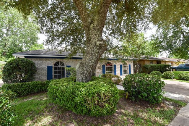 11719 Murr Way, Houston, TX 77048