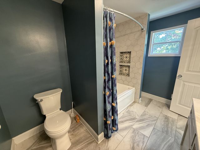 645 Neals Ln, Gallatin, TN 37066