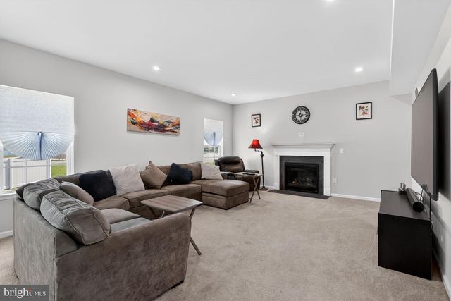 82 KINGSBERRY LN, Woodstown, NJ 08098