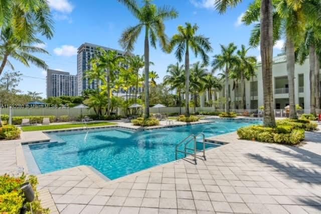 5300 NW 87th Ave 1008, Doral, FL 33178