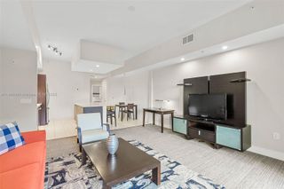 5300 NW 87th Ave 1008, Doral, FL 33178