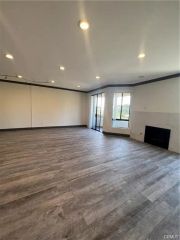 13920 Moorpark 204, Sherman Oaks, CA 91423