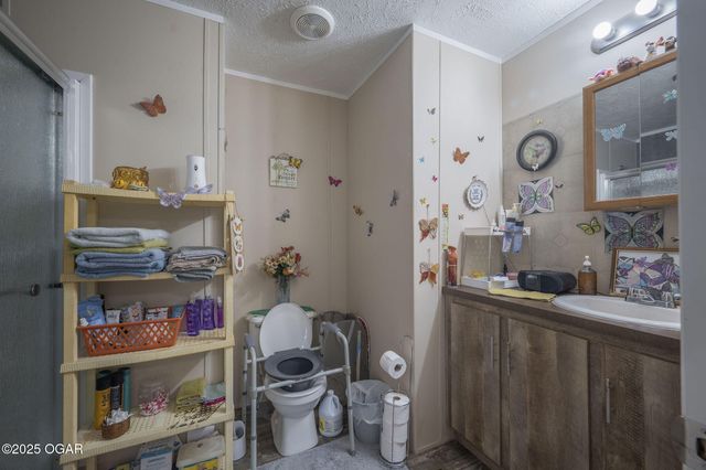 9237/9239 County Rd 90, Carthage, MO 64836